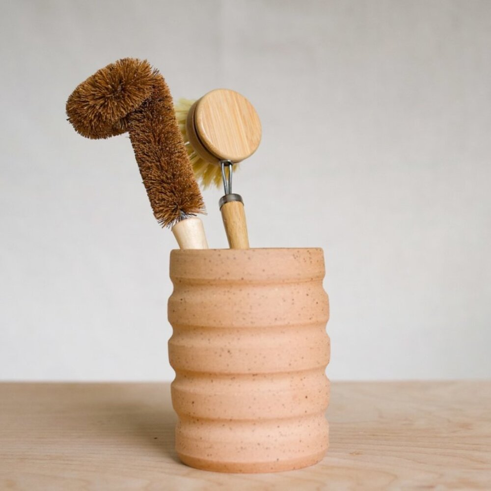 Dish Brush Cup - With Drainage